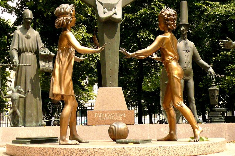 Journée Internationale des Droits de l&rsquo;Enfant: « Les enfants sont victimes des vices des adultes », Mihail Chemiakin